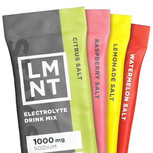 Fire LMNT stick-poser i ulike smaker (sitrus, bringebær, sitron, vannmelon)