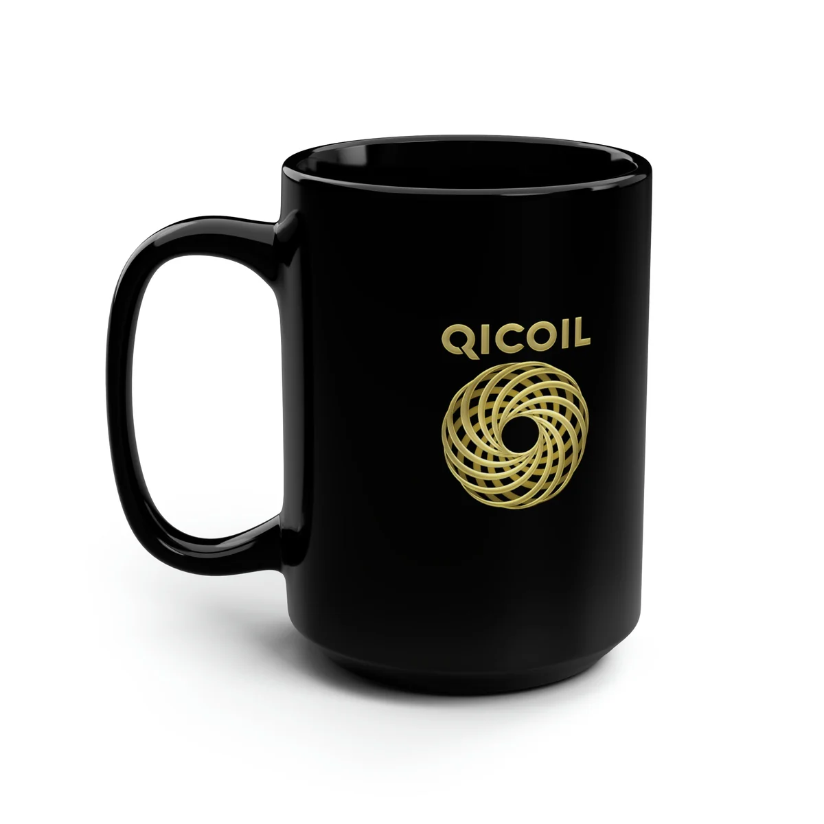 Svart keramikkopp med håndtak og gullfarget Qi Coil-logo